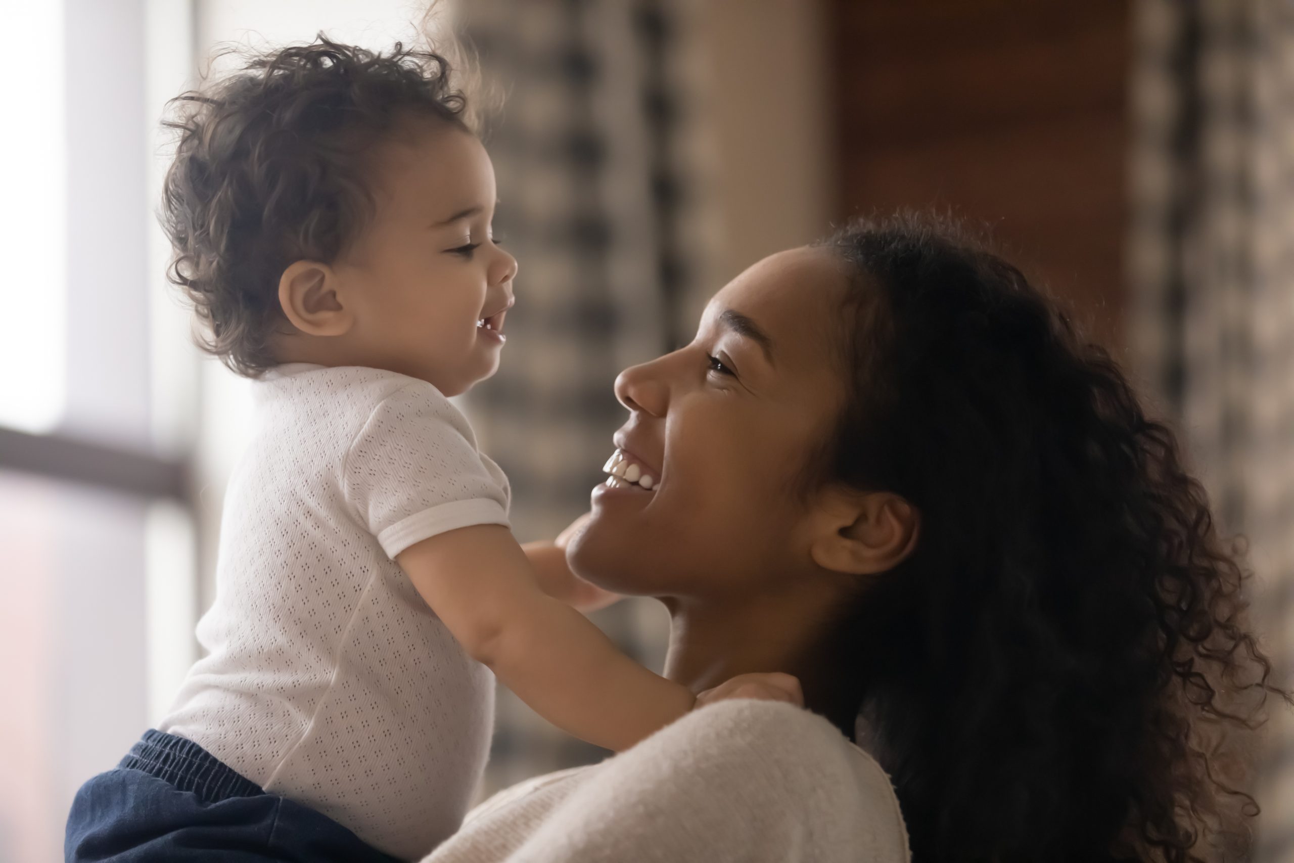 Parole de bébé, développement et progrès du langage 