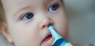 Seringue nasale bébé: finis les rhumes qui trainent! À avoir