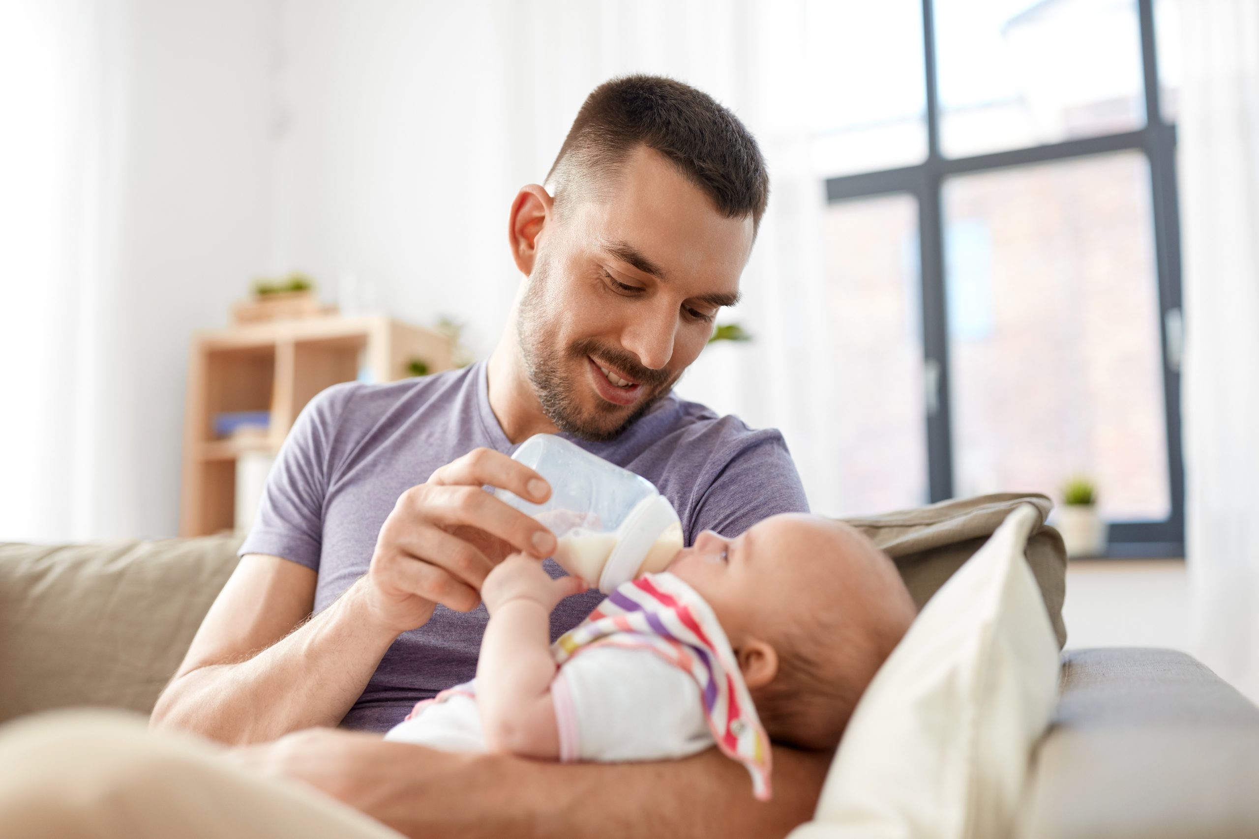 Erreur Lait 2eme Age Au Lieu Du 1er Age Lait de croissance ou lait de vache ? Ce qui est bon pour bébé - mpedia.fr