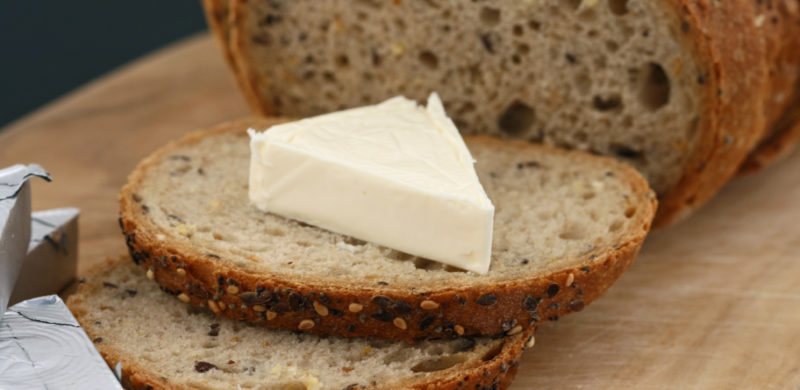 Donner du fromage pour enfant à un bébé