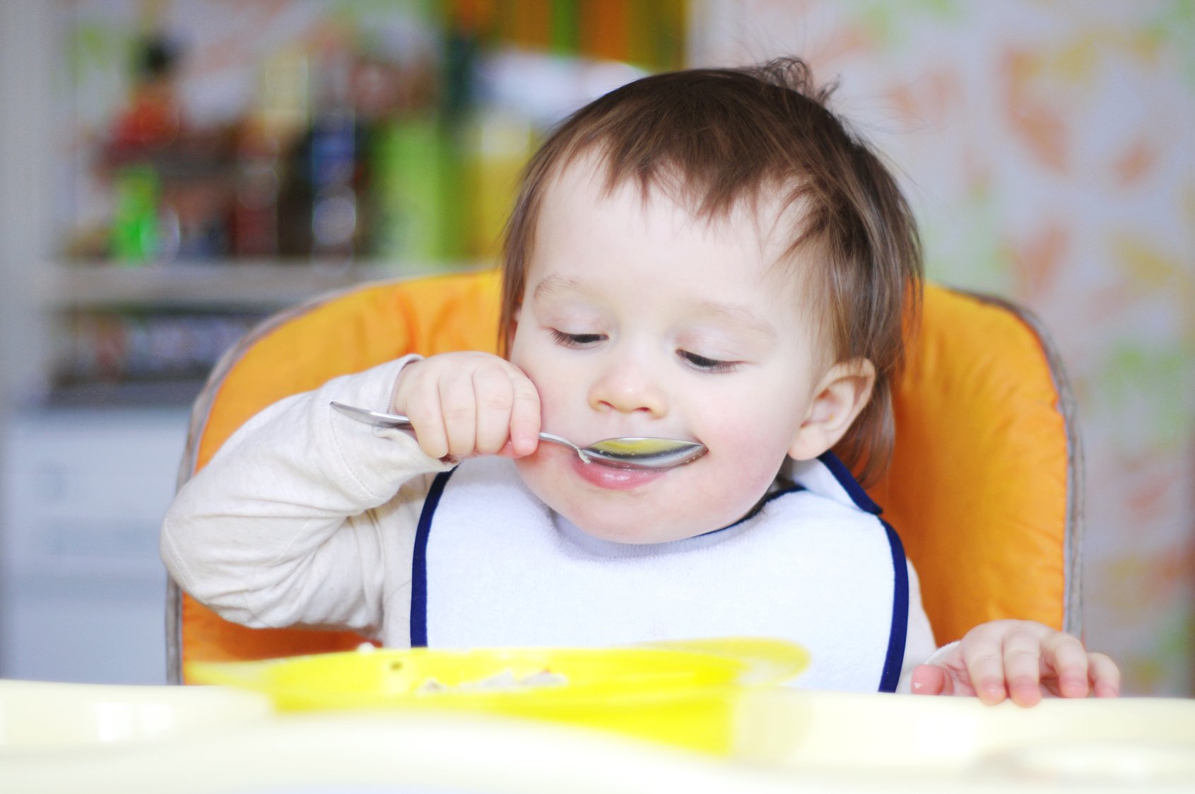 Alimentation et repas pour un bébé de 8 mois